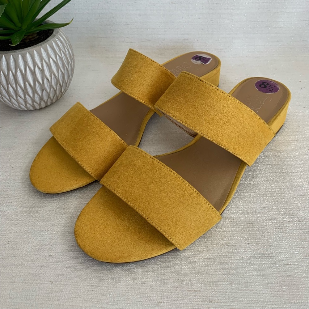 Franco Sarto Yellow Faux Suede Dual Strap Slide Sandals Woman’s 8.5